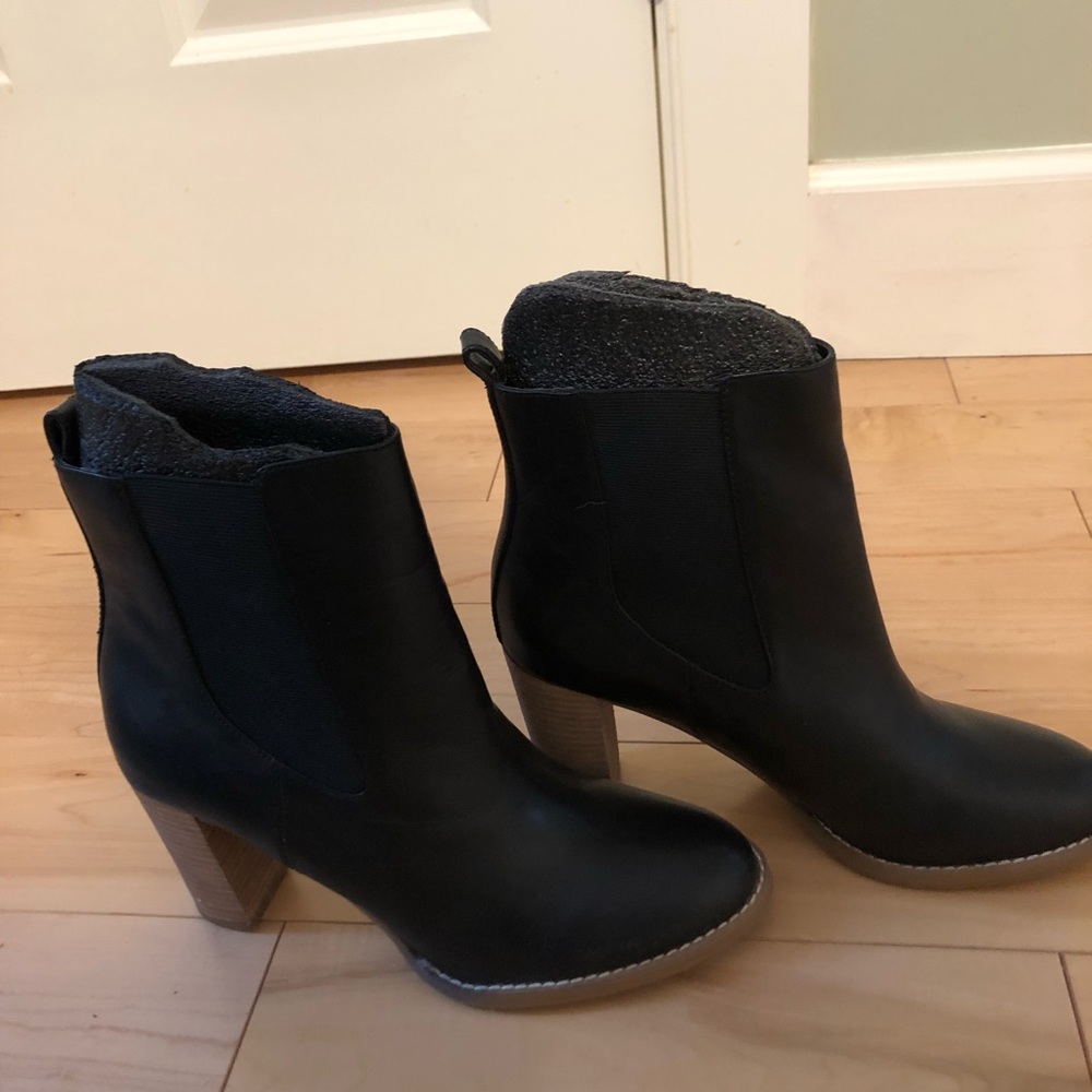 C. Wonder Leather Chelsea Booties